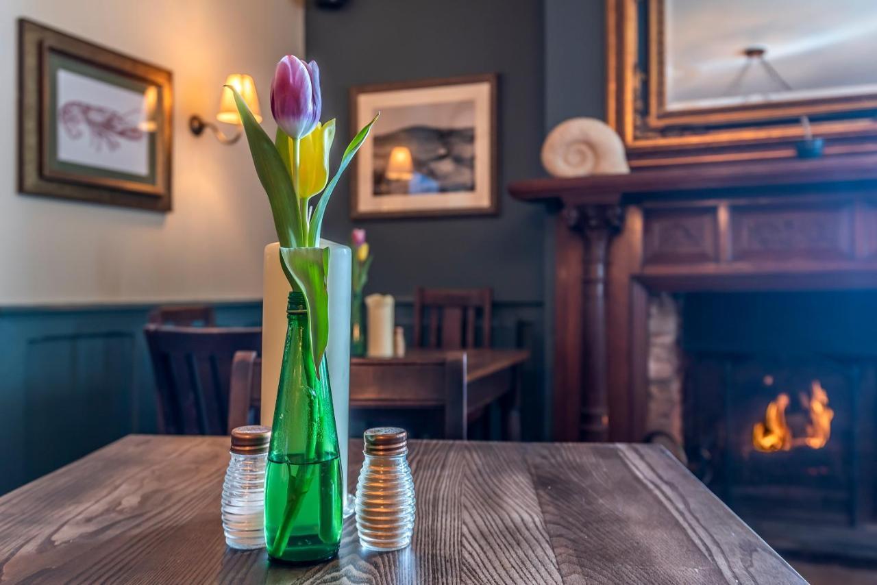 Cockhaven Arms Hotel Bishopsteignton ภายนอก รูปภาพ